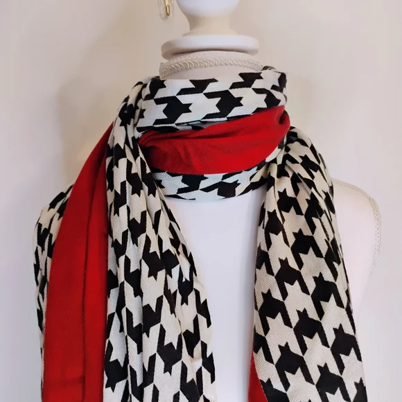 London Fog Red and Black Houndstooth Scarf and Gloves Set - Picture 14 of 17